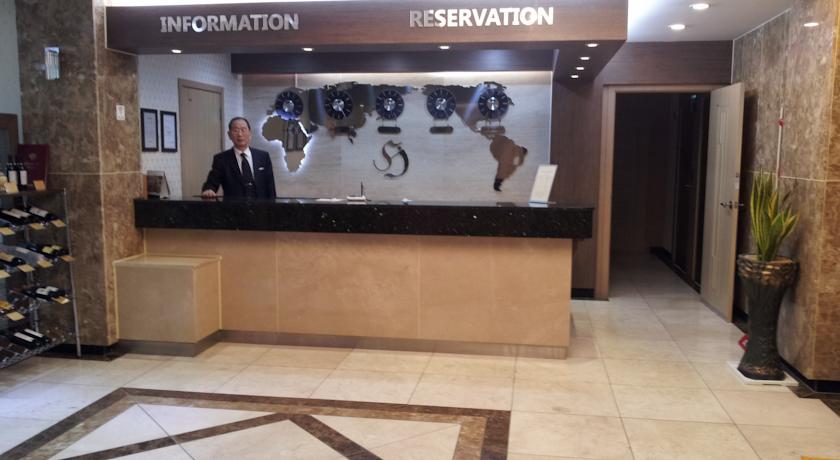 Incheon Prince Hotel Bagian luar foto