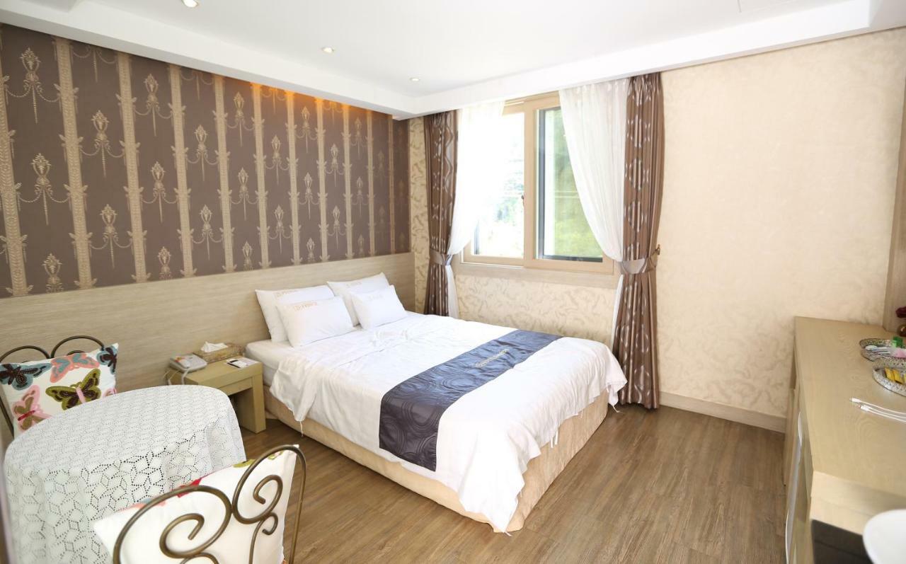 Incheon Prince Hotel Bagian luar foto