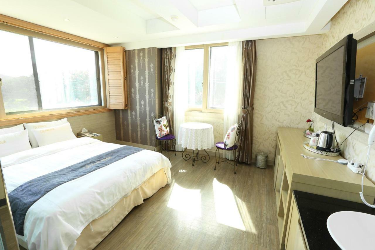 Incheon Prince Hotel Bagian luar foto