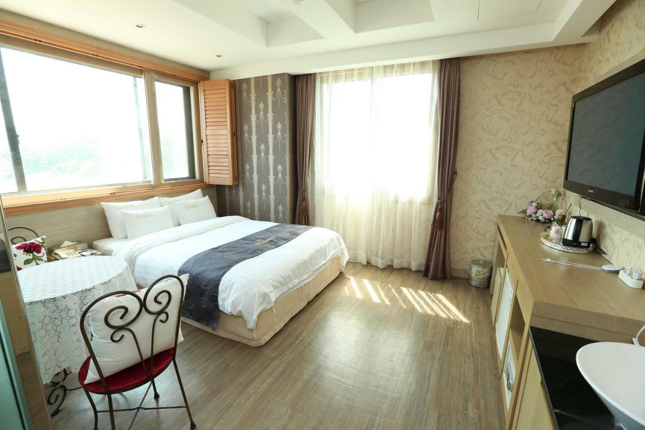 Incheon Prince Hotel Bagian luar foto