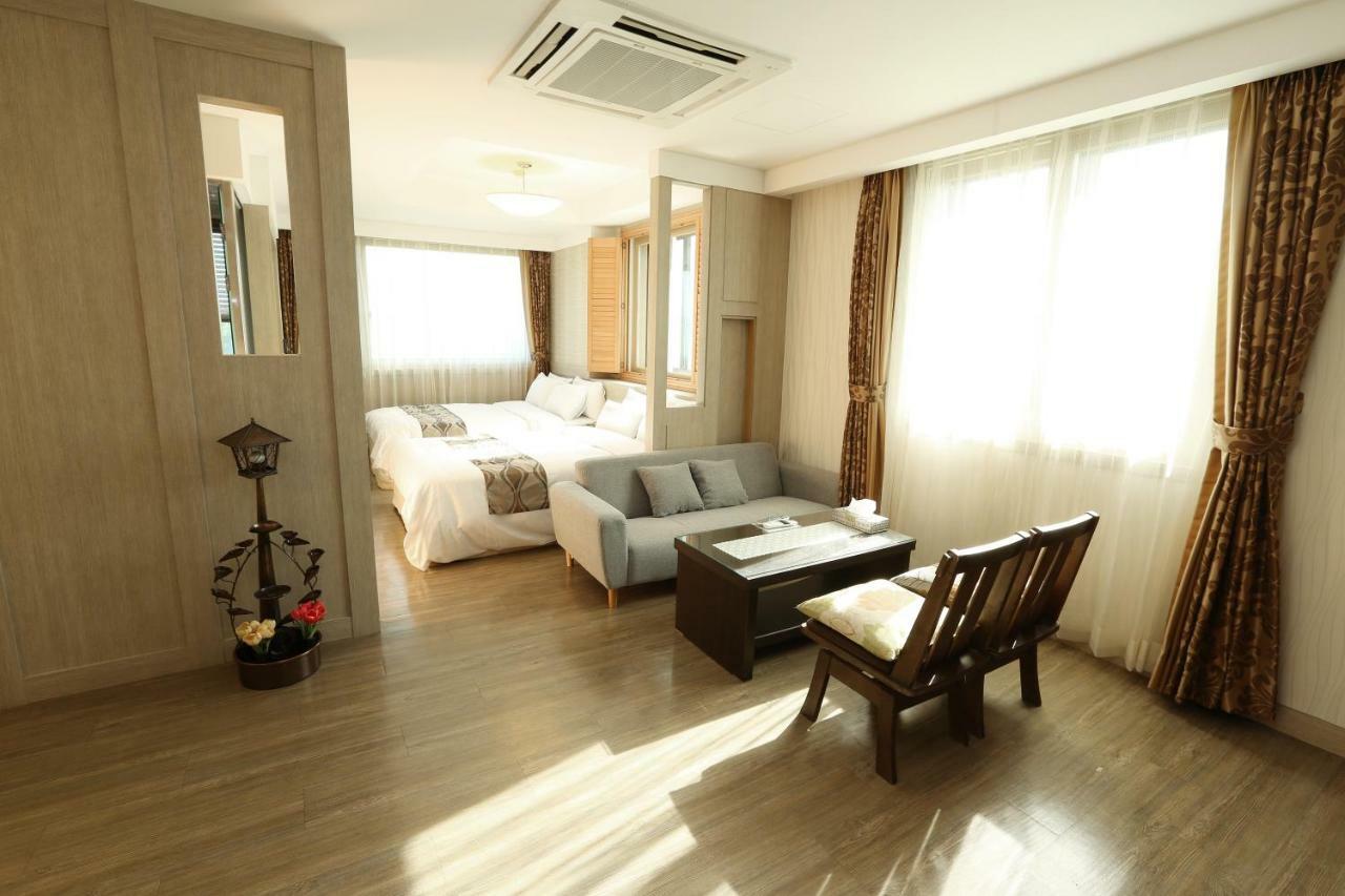 Incheon Prince Hotel Bagian luar foto